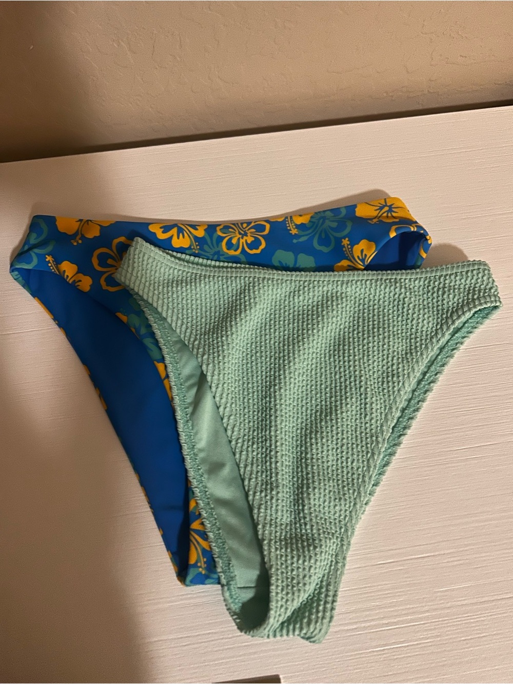 🔆🌊2 Pieces Reversible Floral & Mint High-Cut Bikini Bottoms🌊🔆